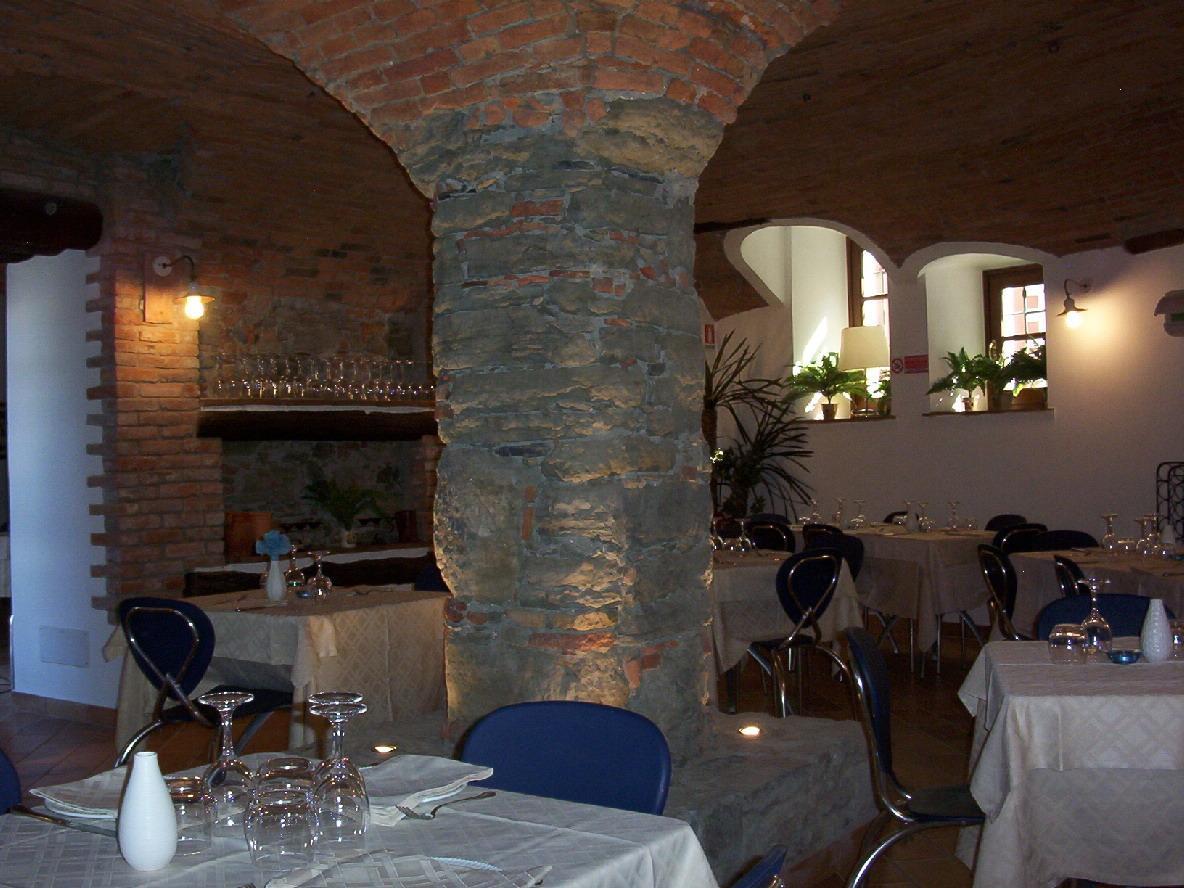 Hotel Il Portico Carrosio Exterior foto
