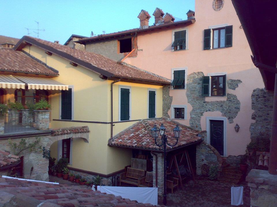 Hotel Il Portico Carrosio Exterior foto
