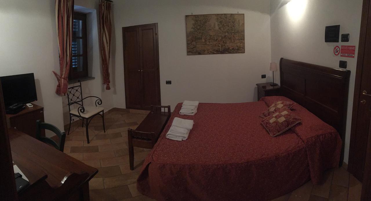 Hotel Il Portico Carrosio Exterior foto